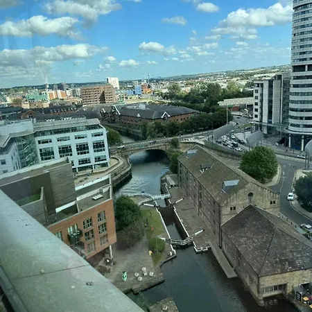 Apartment Harvey Nic's & Designer Quarter 62ch Leeds (West Yorkshire)