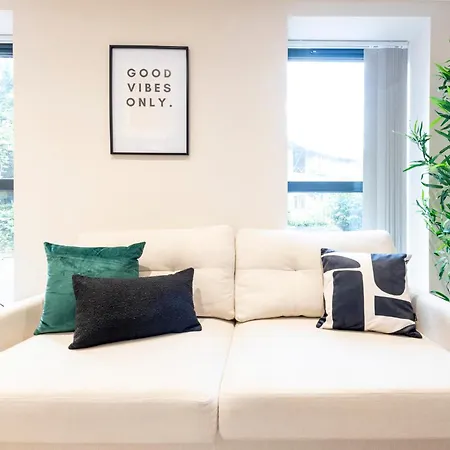 Harvey Nic's & Designer Quarter 62ch Лідс