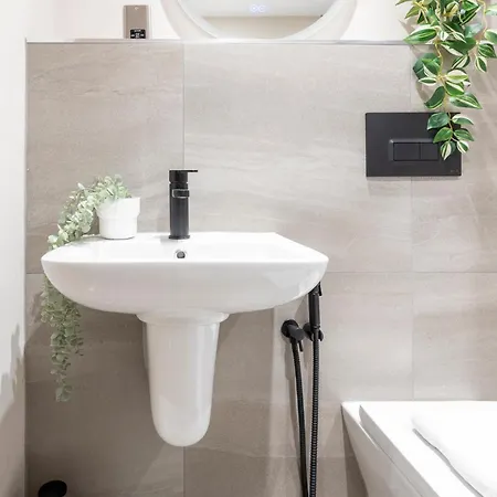 Harvey Nic's & Designer Quarter 62ch ليدز