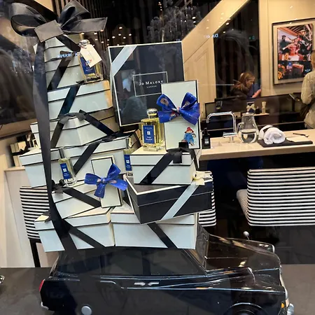 Harvey Nic's & Designer Quarter 62ch * Лідс