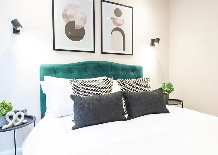 Harvey Nic's & Designer Quarter 62ch Apartamento