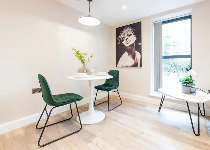 Harvey Nic's & Designer Quarter 62ch リーズ