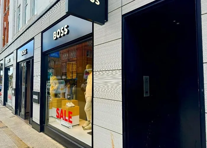 Harvey Nic's & Designer Quarter 62ch