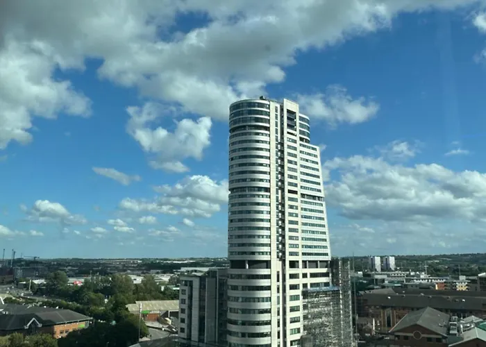 Harvey Nic's & Designer Quarter 62ch